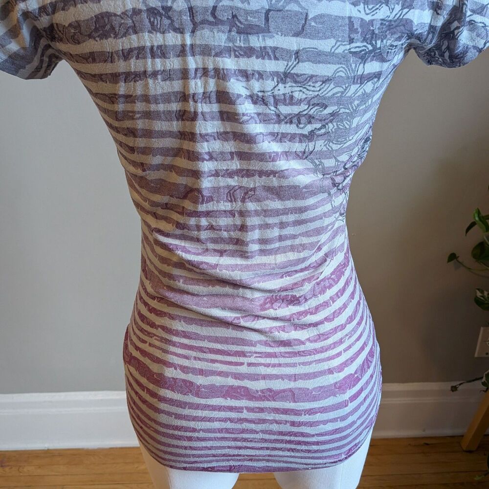 The North Face Scoop Neck Top Striped Rose Burnout T-shirt Athleisure Size XS - Picture 7 of 8